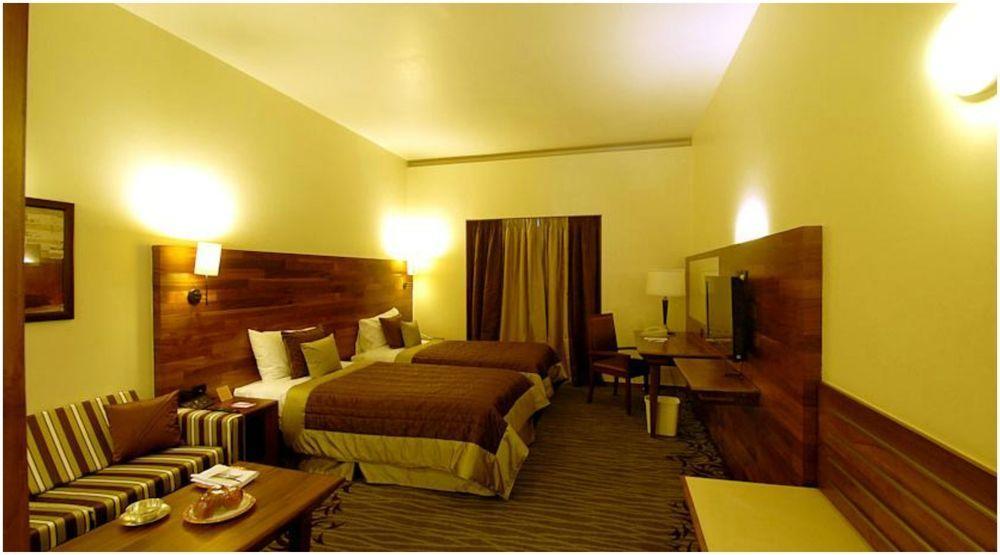 Vits Hotel Pune Eksteriør bilde